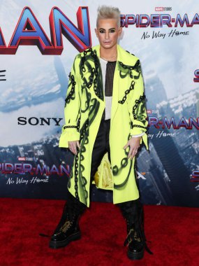 Dansçı Frankie Grande, 13 Aralık 2021 'de Westwood, Los Angeles, Kaliforniya, ABD' deki Regency Village Theatre 'da düzenlenen Columbia Pictures' ın 