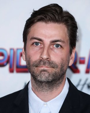 Yönetmen Jon Watts, 13 Aralık 2021 'de Westwood, Los Angeles, Kaliforniya, ABD' deki Regency Village Theatre 'da düzenlenen Columbia Pictures' ın 
