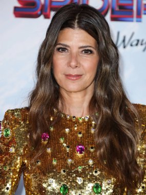 Zuhair Murad elbisesi giyen aktris Marisa Tomei, 13 Aralık 2021 'de Westwood, Los Angeles, Kaliforniya, ABD' deki Regency Village Theatre 'da düzenlenen Columbia Pictures' ın 'Örümcek Adam: No Way Home' adlı filminin Los Angeles galasına geldi..