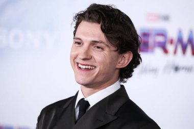 Aktör Tom Holland 13 Aralık 2021 'de Westwood, Los Angeles, Kaliforniya, ABD' deki Regency Village Theatre 'da düzenlenen' Örümcek Adam: No Way Home 'filminin Los Angeles prömiyerine geldi..