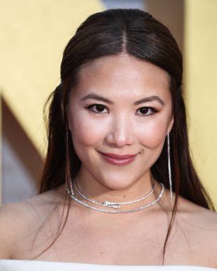 Oyuncu Ally Maki, 11 Aralık 2021 'de Beverly Hilton Hotel' de düzenlenen 19. Unutulmaz Asya Amerikan Ödülleri 'ne geliyor.. 