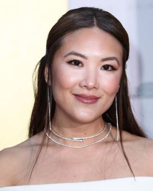 Oyuncu Ally Maki, 11 Aralık 2021 'de Beverly Hilton Hotel' de düzenlenen 19. Unutulmaz Asya Amerikan Ödülleri 'ne geliyor.. 