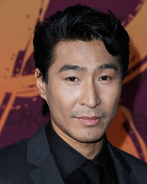 Avustralyalı aktör Chris Pang, 11 Aralık 2021 'de Beverly Hilton Hotel' de düzenlenen 19. Unutulmaz Asya Amerikan Ödülleri 'ne geliyor..
