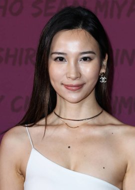 Christina Jin, 11 Aralık 2021 'de Beverly Hilton Oteli' nde düzenlenen 19. Unutulmaz Asya Amerikan Ödülleri 'ne geliyor.. 