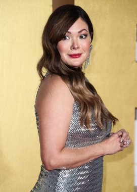 Amerikalı aktris Lindsay Price, 11 Aralık 2021 'de Beverly Hilton Hotel' de düzenlenen 19. Unutulmaz Asya Amerikan Ödülleri 'ne geliyor..