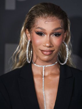 Rapçi BIA (Bianca Miquela Landrau), 9 Aralık 2021 'de Hollywood, Los Angeles, Kaliforniya' da Avalon Hollywood 'da düzenlenen Grammy ödüllü sanatçı Halsey' nin performanslarıyla düzenlenen Flip Grand Launch Organizasyonu 'na geldi.