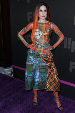 Şarkıcı Halsey (Ashley Nicolette Frangipane), 9 Aralık 2021 'de Hollywood, Los Angeles, Kaliforniya, ABD' de bulunan Avalon Hollywood 'da bulunan Scout Willis, BIA ve Kehlani' nin performanslarıyla Grammy ödüllü sanatçı Halsey 'nin sunduğu Flip Grand Launch Organizasyonu' na geldi.