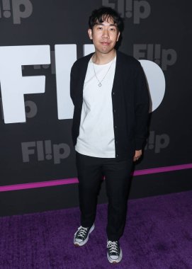 Aktör Ivan Leung, 9 Aralık 2021 'de Hollywood, Los Angeles, Kaliforniya, ABD' de düzenlenen Grammy ödüllü sanatçı Halsey 'nin sunuculuğunda gerçekleştirdiği ve Scout Willis, BIA ve Kehlani' nin oynadığı Flip Grand Launch etkinliğine geldi.