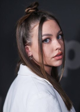 YouTuber Kailin Chase, 9 Aralık 2021 'de Hollywood, Los Angeles, Kaliforniya, ABD' de bulunan Avalon Hollywood 'da Scout Willis, BIA ve Kehlani tarafından seslendirilen Grammy adayı sanatçı Halsey' nin ev sahipliğinde düzenlenen Flip Grand Launch etkinliğine geliyor.
