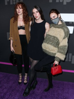 Oyuncular / kız kardeşler Rumer Glenn Willis, Scout LaRue Willis ve Tallulah Belle Willis, Aralık ayında Avalon Hollywood 'da düzenlenen Grammy ödüllü sanatçı Halsey' nin sunduğu Flip Grand Launch Etkinliğine geldiler.