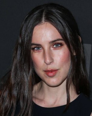 Oyuncu Scout LaRue Willis, 9 Aralık 2021 'de Hollywood, Los Angeles, Kaliforniya, ABD' de bulunan Avalon Hollywood 'da düzenlenen Grammy ödüllü sanatçı Halsey' nin performanslarıyla düzenlenen Flip Grand LaRue etkinliğine geldi.