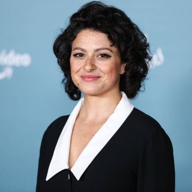 Aktris Alia Shawkat, 6 Aralık 2021 'de ABD' nin Kaliforniya eyaletinin Los Angeles kentinde bulunan Akademi Sinema Müzesi 'nde düzenlenen Amazon Stüdyolarının Los Angeles prömiyerine geldi.. 