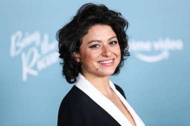 Aktris Alia Shawkat, 6 Aralık 2021 'de ABD' nin Kaliforniya eyaletinin Los Angeles kentinde bulunan Akademi Sinema Müzesi 'nde düzenlenen Amazon Stüdyolarının Los Angeles prömiyerine geldi.. 