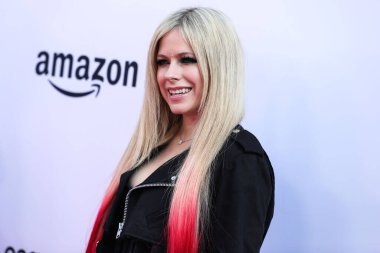 Şarkıcı Avril Lavigne, Peacock ve Girls5eva tarafından sunulan ve IHG Otelleri ve Resorts sponsorluğunda 4 Aralık 2021 tarihinde Los Angeles, Kaliforniya, ABD 'deki City Market Social House' da düzenlenen Music Hitmakers Brunch 'a geldi.. 