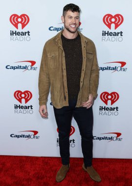 Clayton Echard, 3 Aralık 2021 'de Inglewood, Los Angeles, Kaliforniya, ABD' de düzenlenen The Forum 'da düzenlenen iHeartRadio 102.7 KIIS FM' in Jingle Ball 2021 'e ulaştı..
