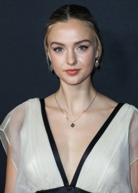 Aktris Lilly Krug, Netflix 'in 