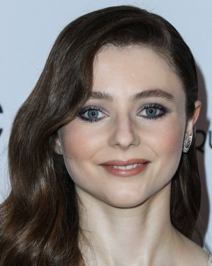 Aktris Thomasin McKenzie, 18 Kasım 2021 'de Beverly Hilton Oteli' nde düzenlenen 35. Geleneksel Amerikan Sineması Ödülleri 'ne geliyor.. 