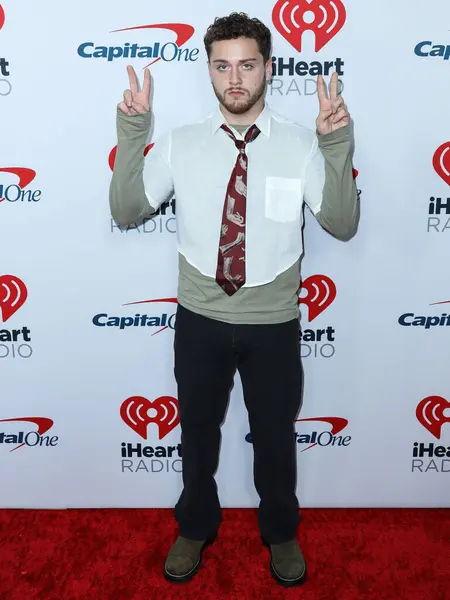 Bazzi Érkezik Iheartradio 102 Kiis Jingle Ball 2021 Rendező Capital — Stock Fotó