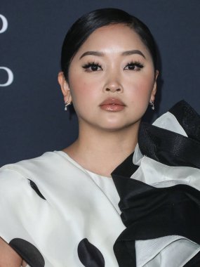 Georges Çakra elbisesi giyen aktris Lana Akbaba, 15 Kasım 2021 'de ABD' nin Kaliforniya eyaletinin Los Angeles kentinde düzenlenen 6. Yıllık InStyle Ödülleri 'ne geldi.. 
