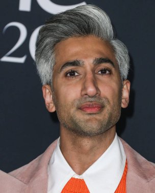 Tan France, 15 Kasım 2021 'de ABD' nin Kaliforniya eyaletinin Los Angeles kentinde düzenlenen 6. Yıllık InStyle Ödülleri 'ne geldi.. 