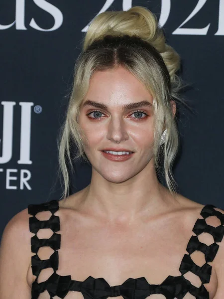 Actrice Madeline Brewer Portant Une Robe Cong Tri Des Chaussures — Photo
