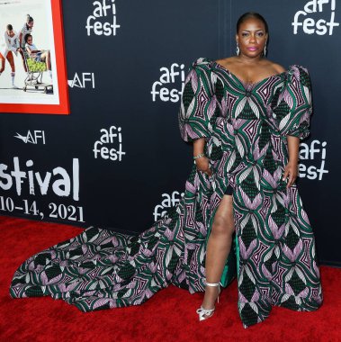 Aktris Aunjanue Ellis, Warner Bros. Pictures 'King Richard' ın kapanış gecesi galası için 14 Kasım 2021 'de Hollywood, Los Angeles, Kaliforniya, ABD' de bulunan TCL Çin Tiyatrosu IMAX 'e geldi.