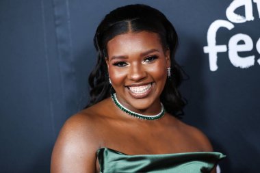 Aktris Mikayla Bartholomew, 14 Kasım 2021 'de Hollywood, Los Angeles, Kaliforniya, ABD' deki TCL Çin Tiyatrosu IMAX 'ta düzenlenen Warner Bros. Pictures' King Richard 'ın Kapanış Gecesi' ne geldi.. 