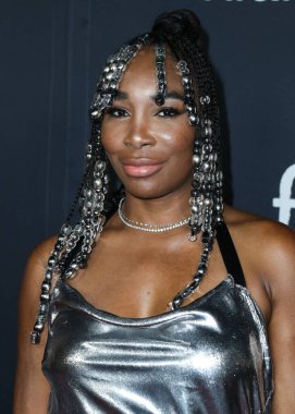 Bach Mai elbisesi giyen Amerikalı tenisçi Venus Williams, 14 Kasım 2021 'de Hollywood, Los Angeles, ABD' deki TCL Çin Tiyatrosu IMAX 'ta düzenlenen Warner Bros. Pictures' King Richard 'ın 2021 Kapanış Gecesi Galasına geldi.