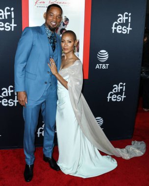 Aktör Will Smith ve aktris Jada Pinkett Smith, 14 Kasım 2021 'de Hollywood, Los Angeles, Kaliforniya, ABD' deki TCL Çin Tiyatrosu IMAX 'ta düzenlenen Warner Bros. Pictures' King Richard 'ın 2021 Kapanış Gecesi' ne geldiler.