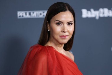 Moda tasarımcısı Monique Lhuillier, 13 Kasım 2021 'de Batı Hollywood, Los Angeles, Kaliforniya, ABD' deki Pacific Design Center 'da düzenlenen Baby2Baby 10 yıllık galasına geldi..