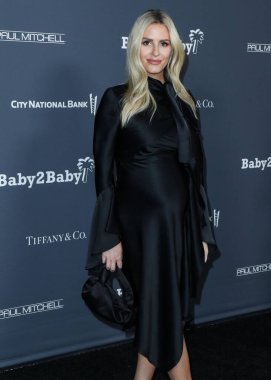 Televizyon kişiliği Morgan Stewart, 13 Kasım 2021 'de Batı Hollywood, Los Angeles, Kaliforniya, ABD' deki Pacific Design Center 'da düzenlenen Baby2Baby 10 yıllık galasına geldi.. 