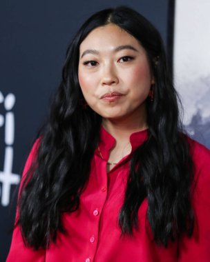 Aktris Awkwafina (Nora Lum), 12 Kasım 2021 'de Hollywood, Los Angeles, Kaliforniya, ABD' deki TCL Çin Tiyatrosu IMAX 'ta düzenlenen 