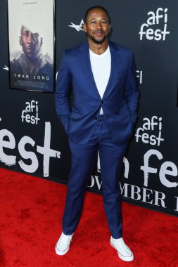 Aktör Nyasia Hatendi, 12 Kasım 2021 tarihinde Hollywood, Los Angeles, Kaliforniya, ABD 'de düzenlenen TCL Çin Tiyatrosu IMAX' te düzenlenen 2021 AFI Fest - Apple 'ın Dünya Gala Filmleri' Kuğu Şarkısı 'na geldi.. 