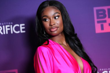 Aktris / şarkıcı Coco Jones (ayakkabı detayı), 9 Kasım 2021 'de Batı Hollywood EDITION Hotel' de düzenlenen Paula Patton 'ın BET + Original' Sacrifice 'sinin Los Angeles Özel Gösterimi' ne geldi..