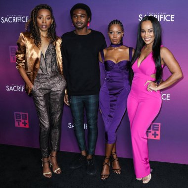 Aktörler Erica Ash, Frankie Smith, Morgan Alexandria ve GG Townson, 9 Kasım 2021 'de Batı Hollywood EDITION Oteli' nde düzenlenen Los Angeles BET + Original 'Fedakarlık' filminin Los Angeles özel gösterimine geldiler.