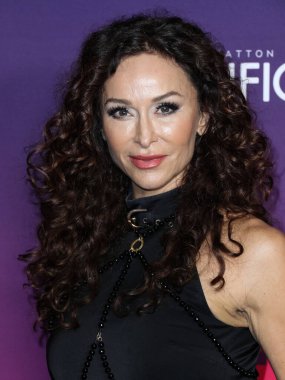 Aktris Sofia Milos, 9 Kasım 2021 'de Batı Hollywood EDITION Oteli' nde düzenlenen Paula Patton 'un BET + Original' Sacrifice 'sinin Los Angeles Özel Gösterimi' ne geldi..