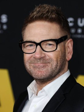 Aktör Kenneth Branagh, 8 Kasım 2021 tarihinde Los Angeles, Kaliforniya, ABD 'deki Akademi Sinema Müzesi' nde düzenlenen Odak Özellikleri 'Belfast' ın Los Angeles prömiyerine geldi.. 