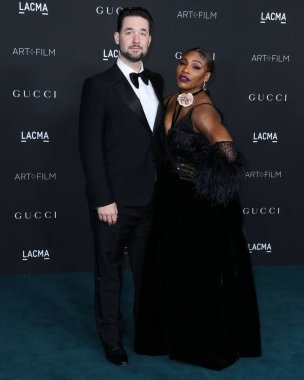 Alexis Ohanian ve eşi Serena Williams, 6 Kasım 2021 'de Los Angeles İlçe Sanat Müzesi' nde düzenlenen 10. LACMA Sanat + Film Galası 'na geldiler.