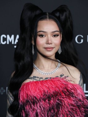 Şarkıcı Bella Poarch, Los Angeles İlçe Sanat Müzesi 'nde 6 Kasım 2021 tarihinde düzenlenen 10. Geleneksel LACMA Sanat + Film Galası' na geldi.. 