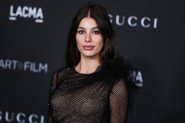 Versace elbisesi giyen model Camila Morrone, 6 Kasım 2021 'de Los Angeles İlçe Sanat Müzesi' nde düzenlenen 10. Geleneksel LACMA Sanat ve Film Galası 2021 'e geldi.