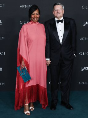 Nicole Avant ve koca / eş CEO ve Netflix 'in Genel Sekreteri Ted Sarandos, 6 Kasım 2021' de Los Angeles İlçe Sanat Müzesi 'nde düzenlenen 10. Geleneksel LACMA Sanat ve Film Galası 2021' e geldi..