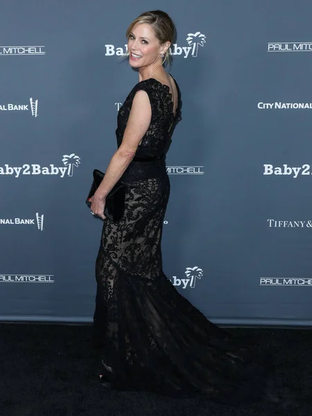 Schauspielerin Julie Bowen Kommt Zur Baby2Baby Jahres Gala 2021 Pacific — Stockfoto