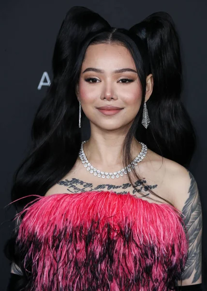 Singer Bella Poarch Arrives 10Th Annual Lacma Art Film Gala — 스톡 사진