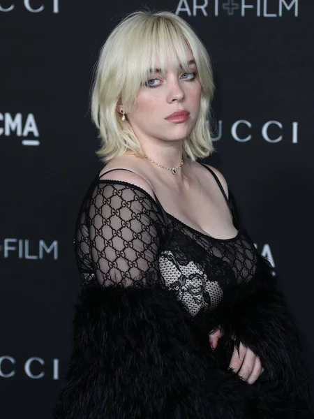 Singer Billie Eilish Wearing Gucci Outfit Arrives 10Th Annual Lacma — Stock Photo, Image