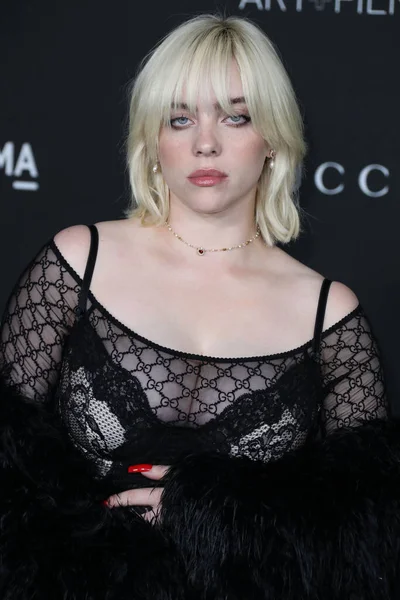 Singer Billie Eilish Bär Gucci Outfit Anländer Till Den Årliga — Stockfoto