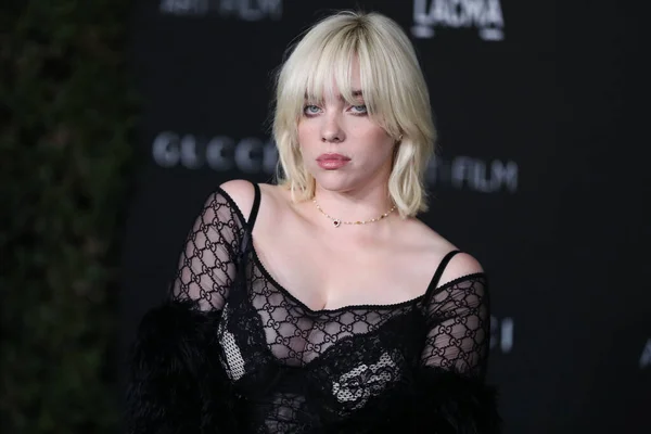 Cantora Billie Eilish Vestindo Uma Roupa Gucci Chega 10Th Annual — Fotografia de Stock