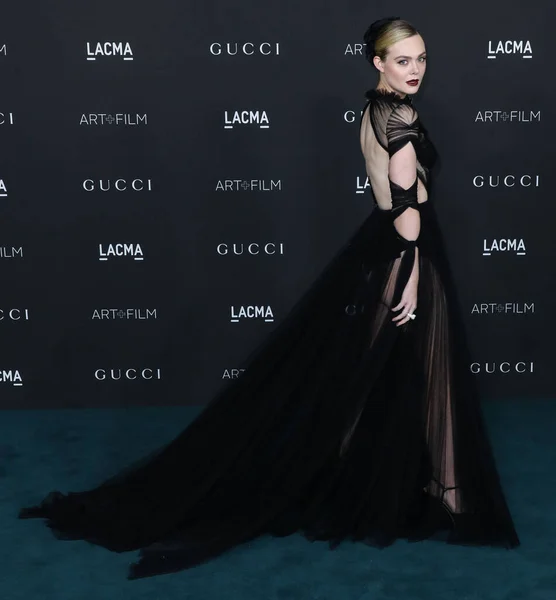 Elle Fanning Színésznő Gucci Ruhájában Megérkezik Éves Lacma Art Film — Stock Fotó