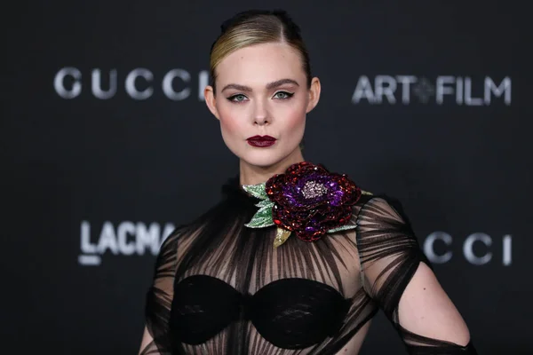 Actriz Elle Fanning Vestida Con Vestido Gucci Llega 10ª Gala — Foto de Stock