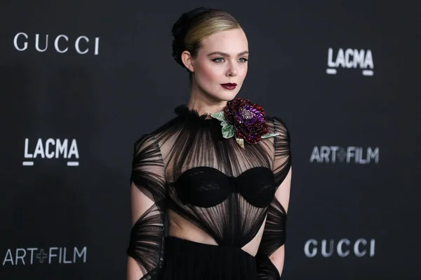 Atriz Elle Fanning Vestindo Vestido Gucci Chega 10Th Annual Lacma — Fotografia de Stock