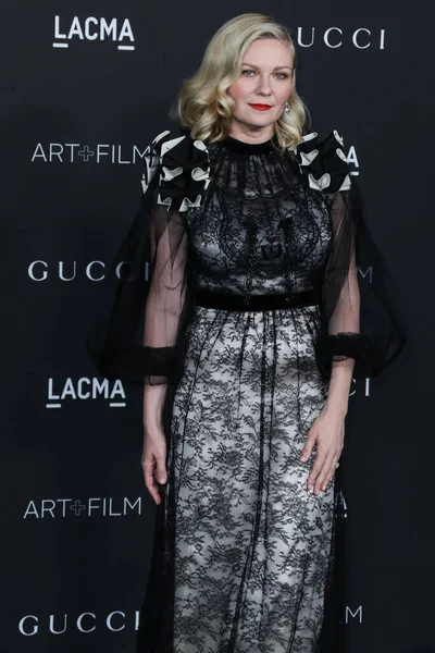 Aktorka Kirsten Dunst Przybywa Roczną Galę Sztuki Lacma Art Film — Zdjęcie stockowe